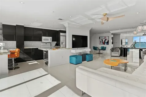 400 Golden Gate Point Sarasota FL 34236