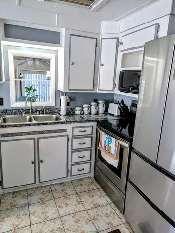 143 Pansy Street Davenport FL 33837