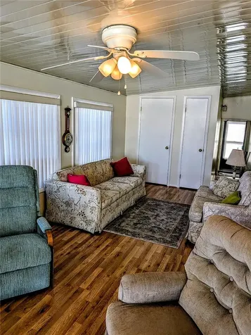 143 Pansy Street Davenport FL 33837