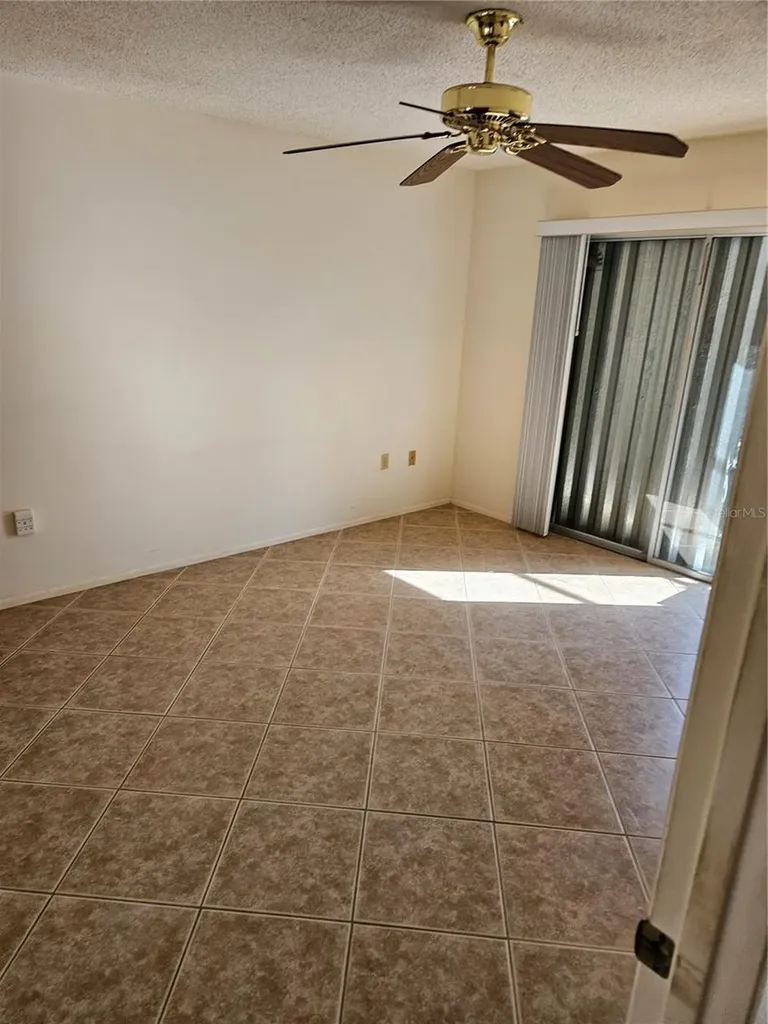 4073 Center Pointe Place Sarasota FL 34233