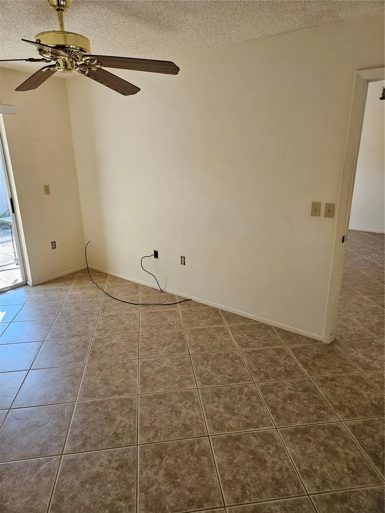 4073 Center Pointe Place Sarasota FL 34233