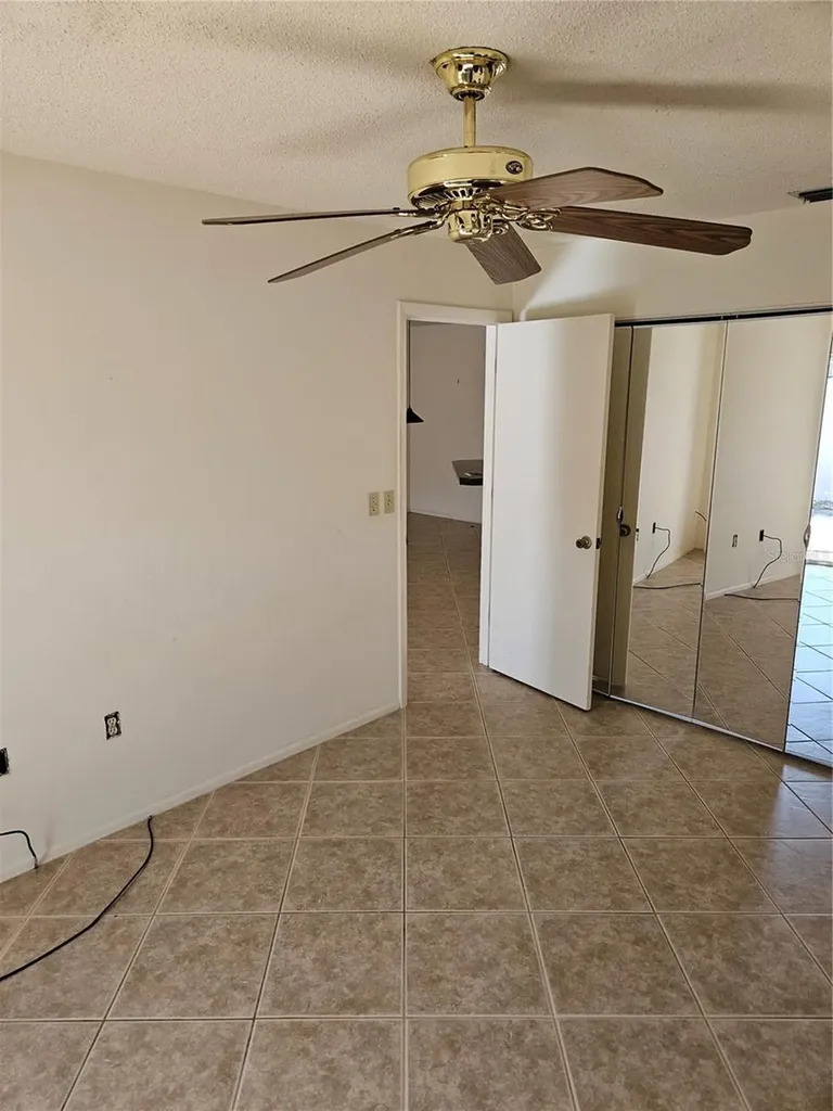 4073 Center Pointe Place Sarasota FL 34233