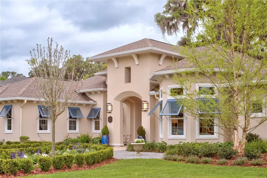 3841 SW 69th Avenue Gainesville FL 32608