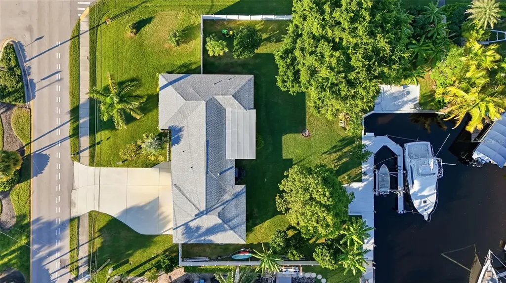 5229 Pelican Boulevard Cape Coral FL 33914