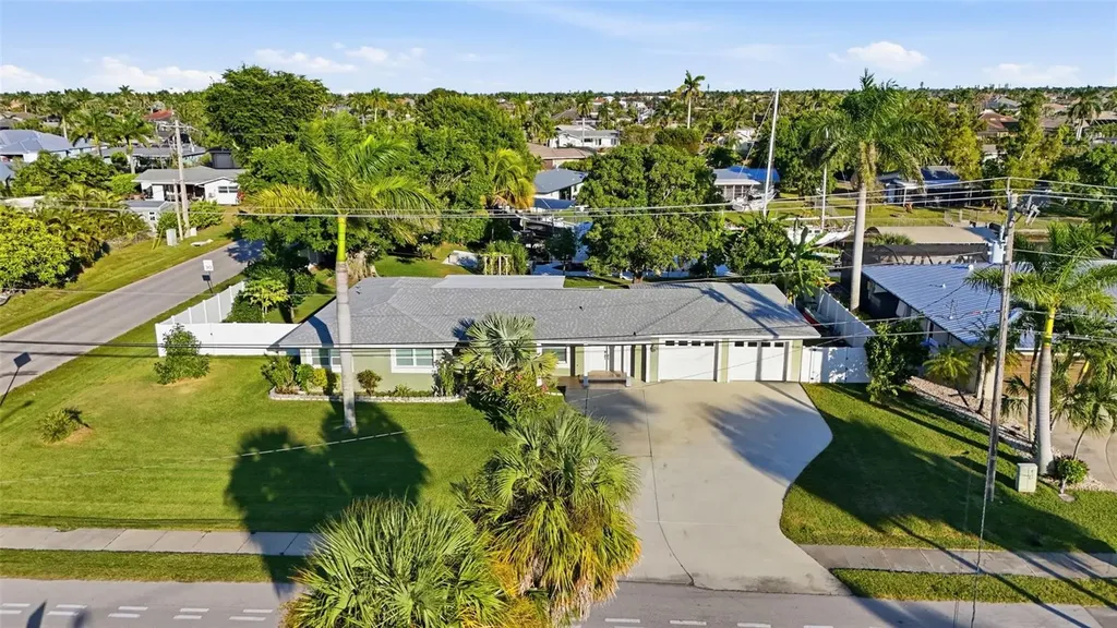 5229 Pelican Boulevard Cape Coral FL 33914