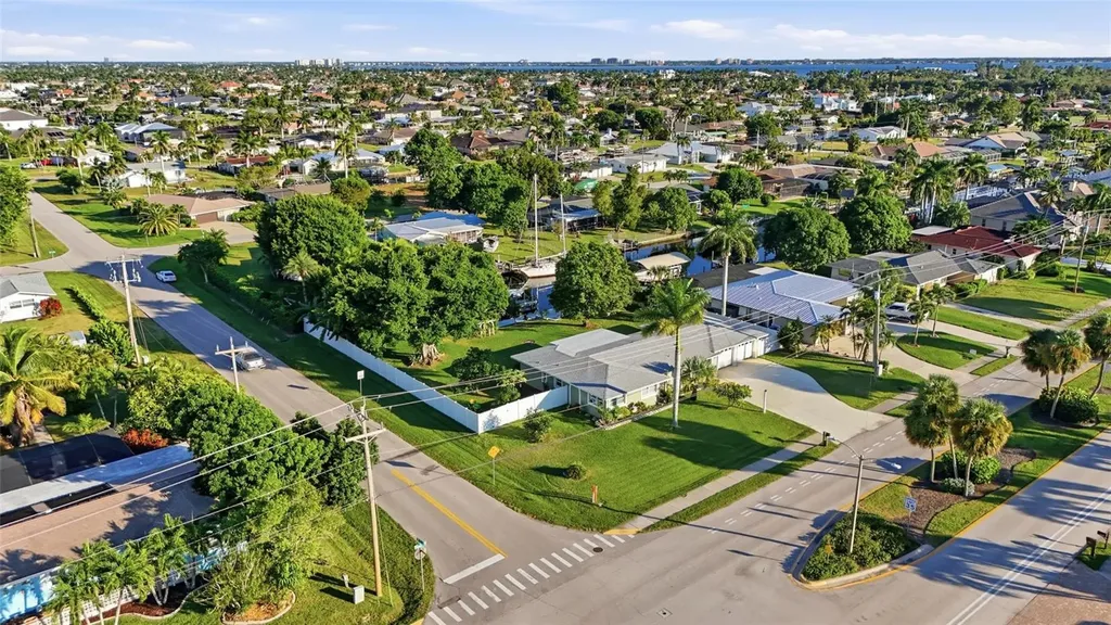 5229 Pelican Boulevard Cape Coral FL 33914