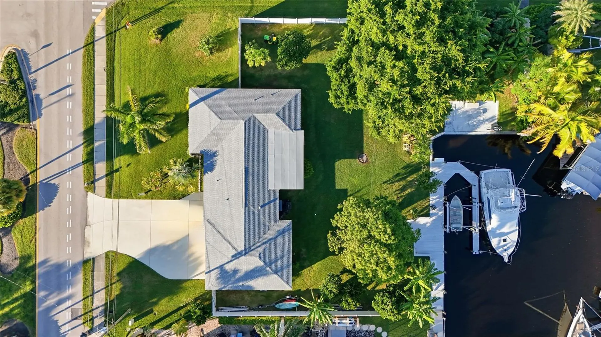 5229 Pelican Boulevard Cape Coral FL 33914