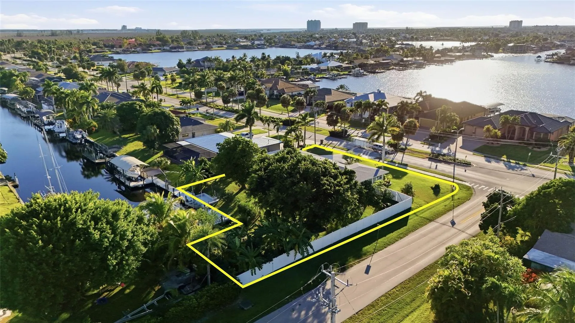 5229 Pelican Boulevard Cape Coral FL 33914