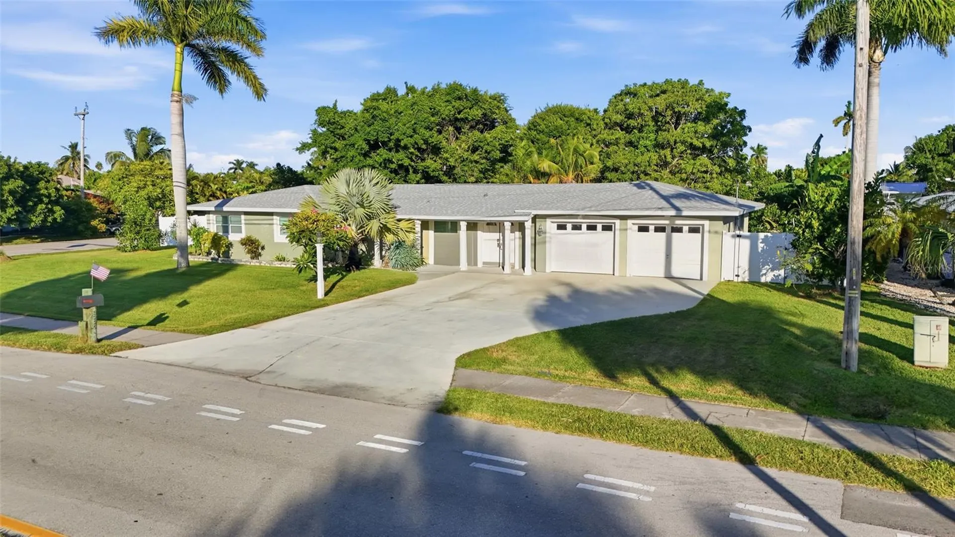 5229 Pelican Boulevard Cape Coral FL 33914