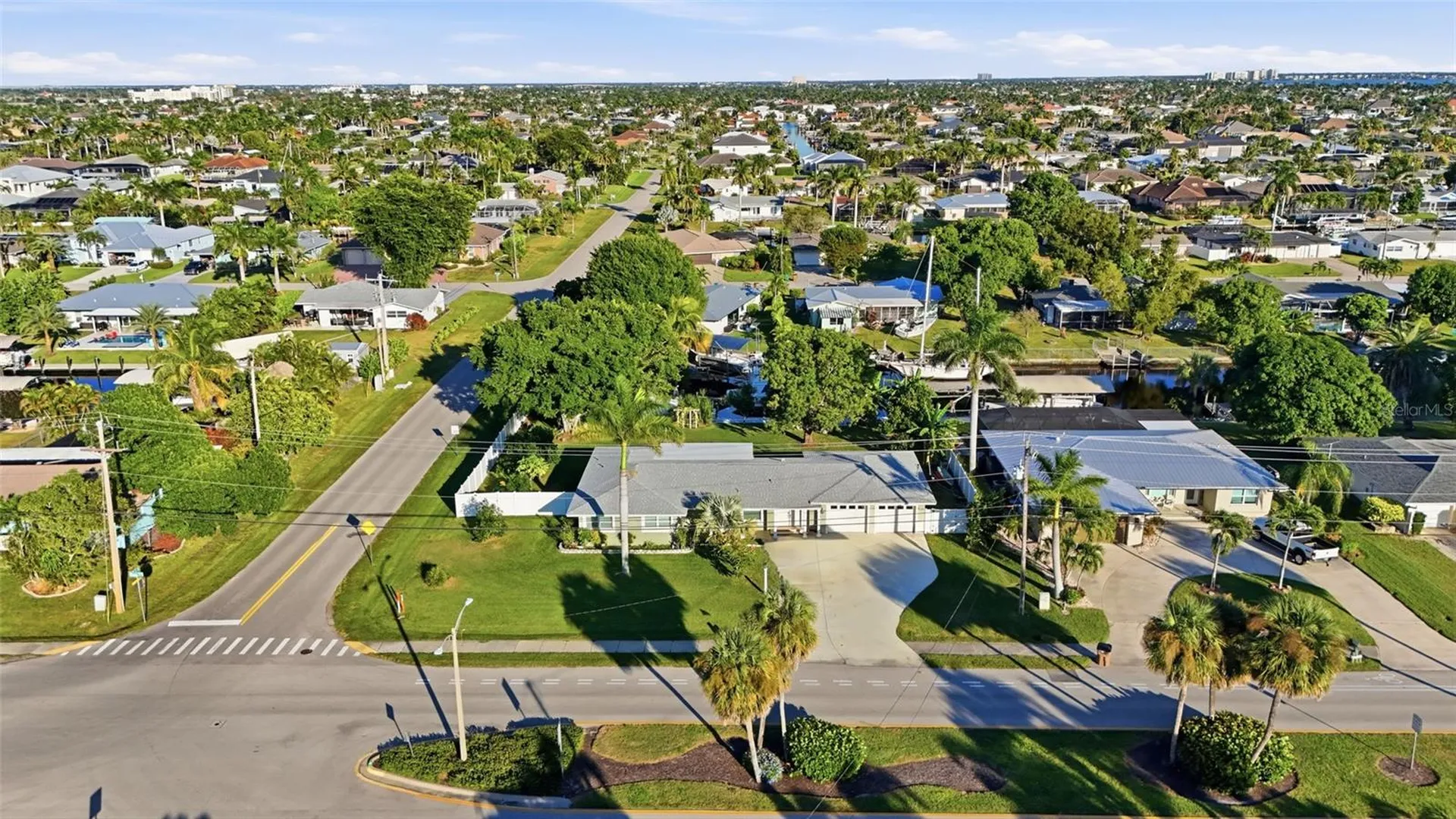 5229 Pelican Boulevard Cape Coral FL 33914