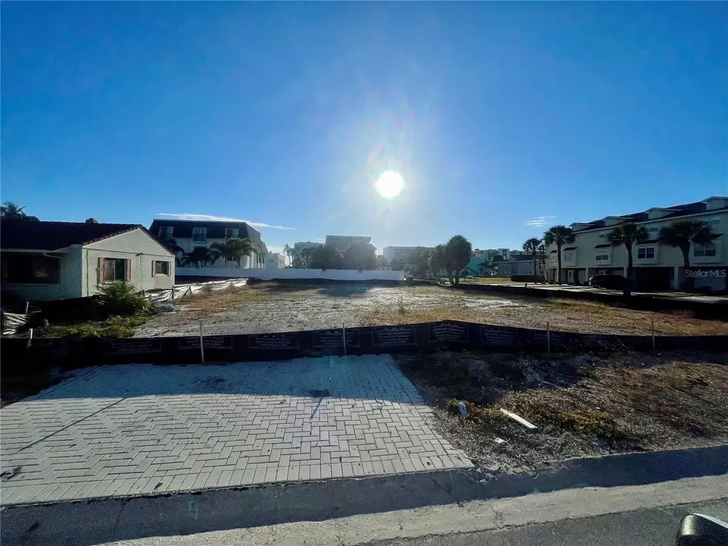 17010 2nd Street E North Redington Beach FL 33708