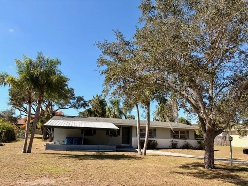 825 Blackwood Drive Lake Wales FL 33898