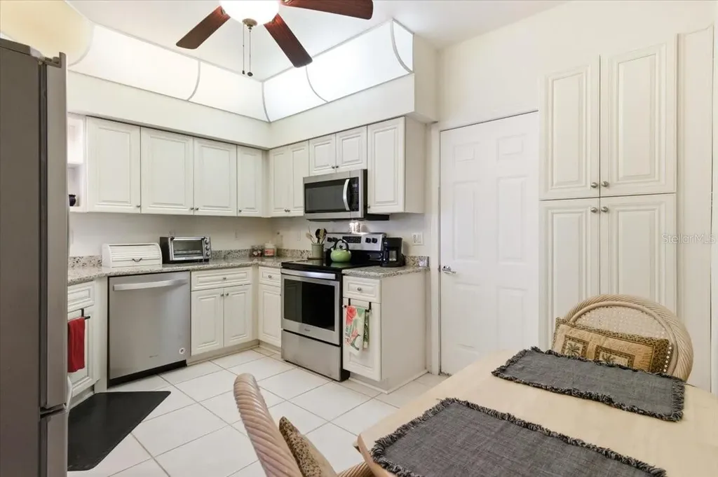 6640 Pineview Terrace Bradenton FL 34203