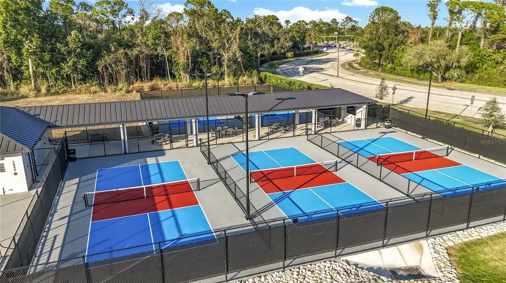 6640 Pineview Terrace Bradenton FL 34203