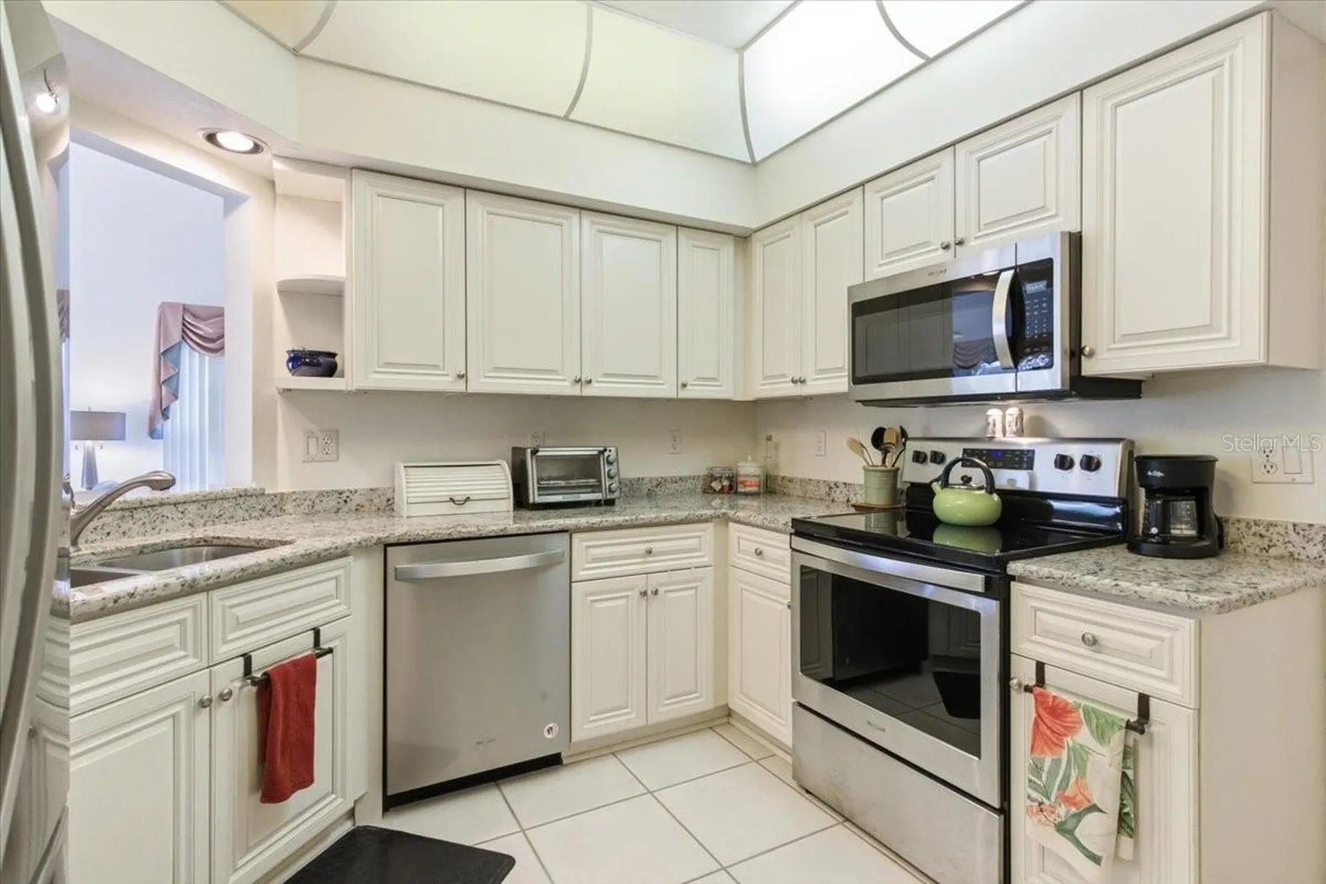 6640 Pineview Terrace Bradenton FL 34203