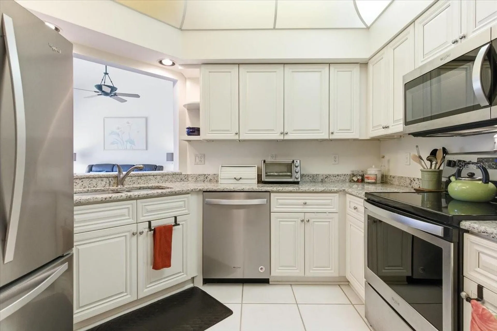 6640 Pineview Terrace Bradenton FL 34203