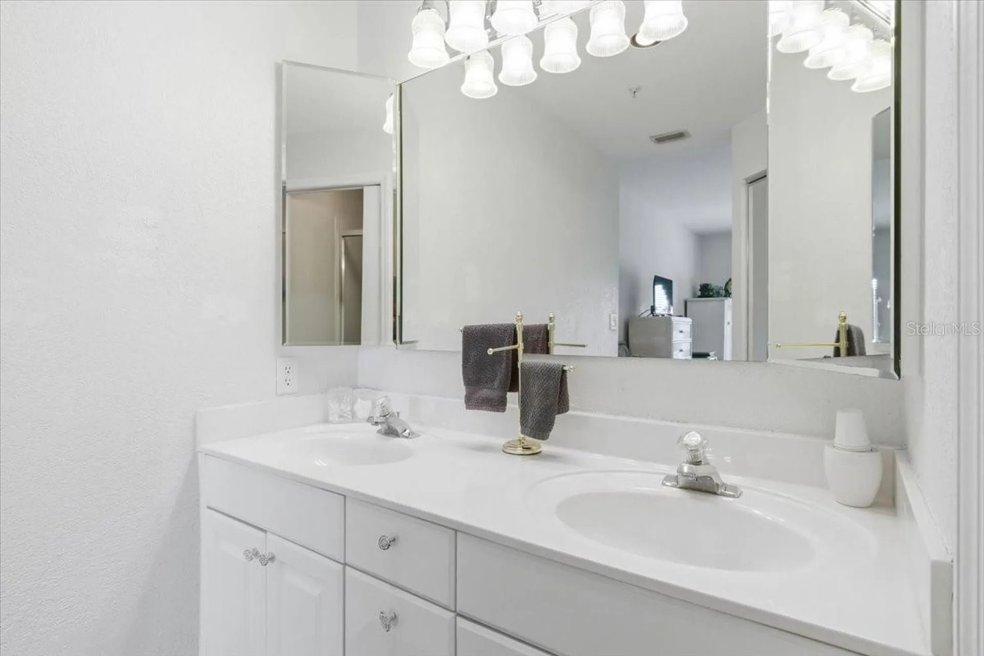 6640 Pineview Terrace Bradenton FL 34203