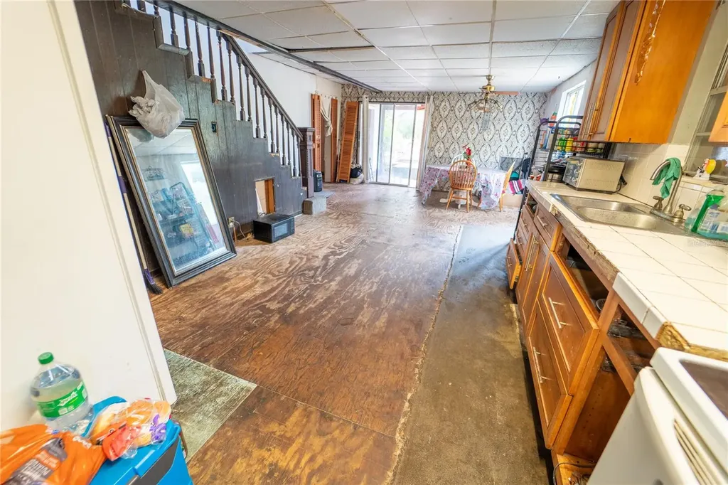 7813 Valrie Lane Riverview FL 33569