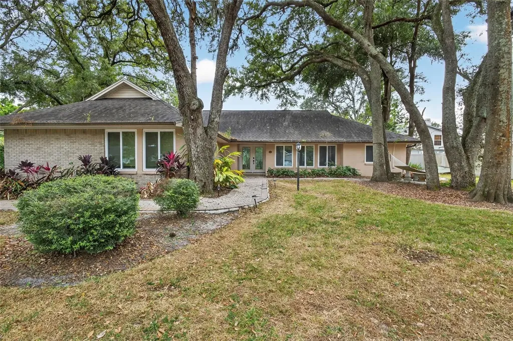 6317 E 113th Avenue Temple Terrace FL 33617
