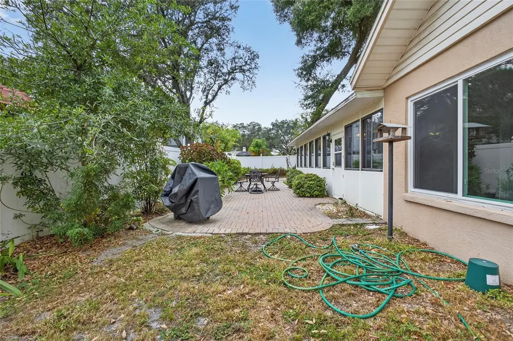6317 E 113th Avenue Temple Terrace FL 33617