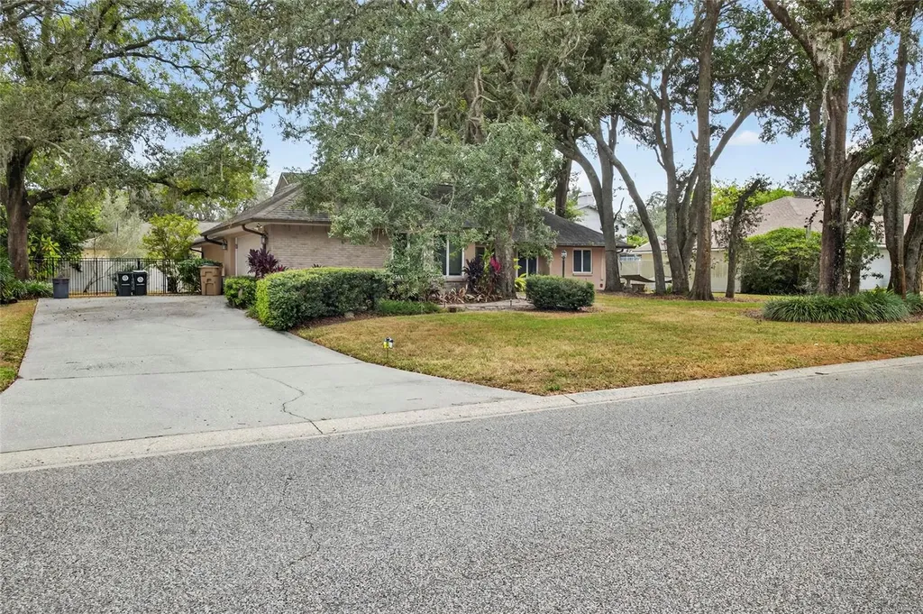 6317 E 113th Avenue Temple Terrace FL 33617