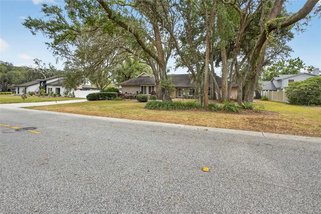 6317 E 113th Avenue Temple Terrace FL 33617