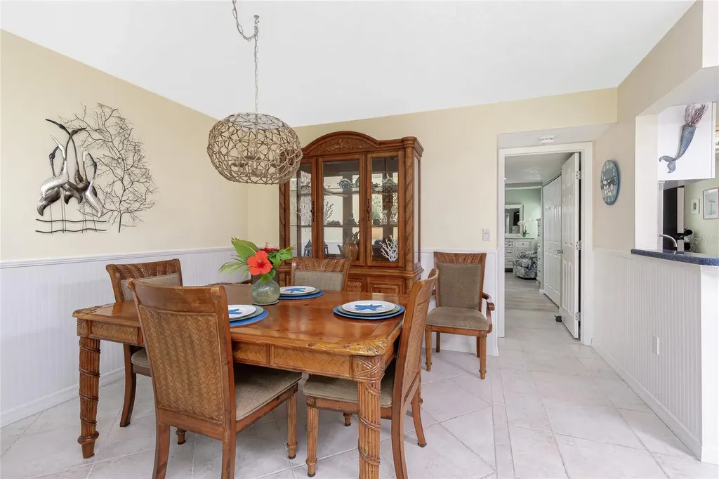 2955 N Beach Road Englewood FL 34223