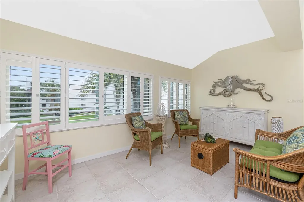 2955 N Beach Road Englewood FL 34223