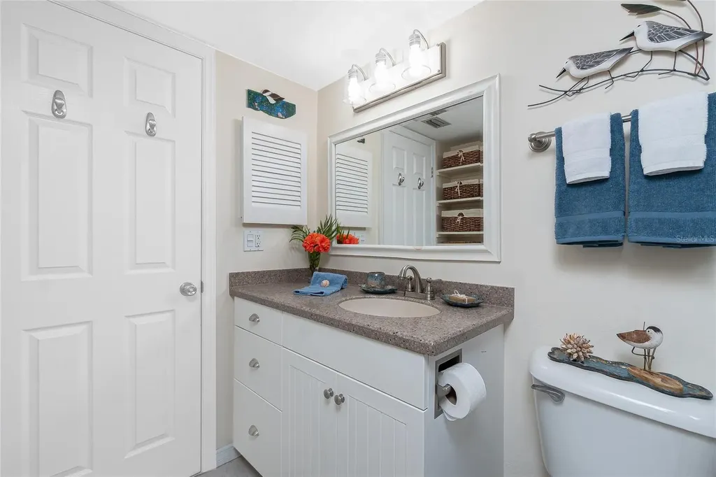 2955 N Beach Road Englewood FL 34223