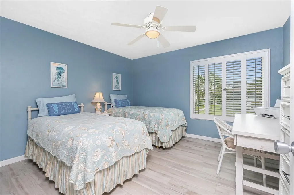 2955 N Beach Road Englewood FL 34223