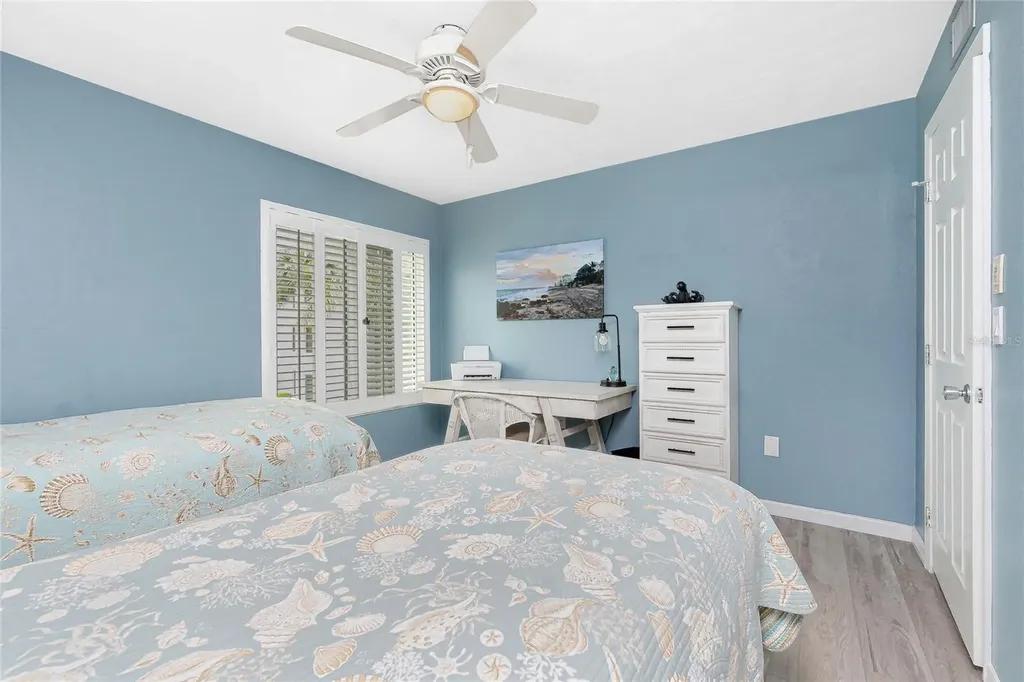 2955 N Beach Road Englewood FL 34223