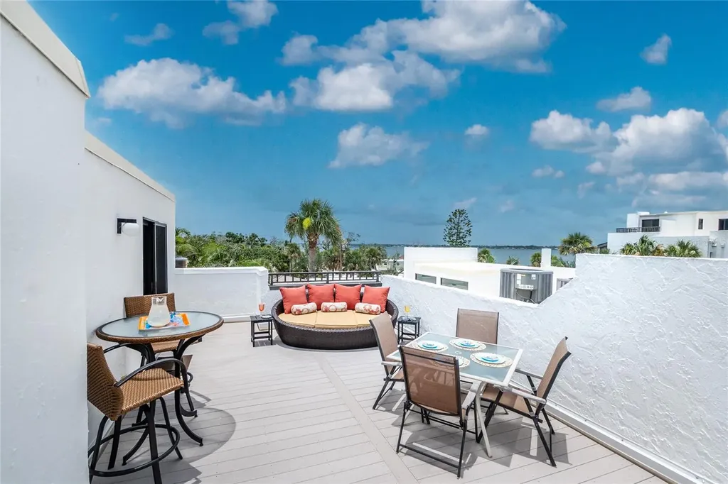 2955 N Beach Road Englewood FL 34223