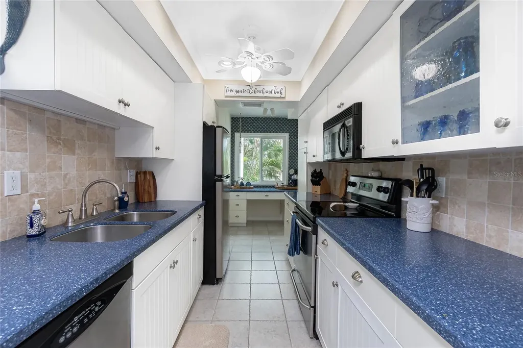 2955 N Beach Road Englewood FL 34223