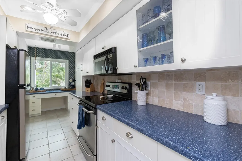 2955 N Beach Road Englewood FL 34223