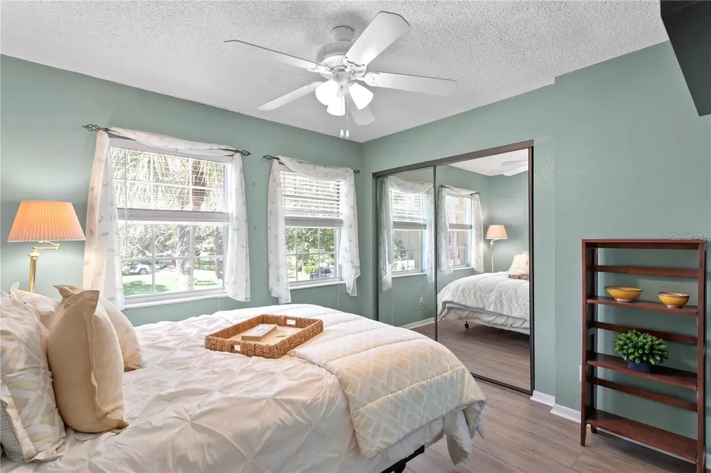 10823 Indian Hills Court Seminole FL 33777