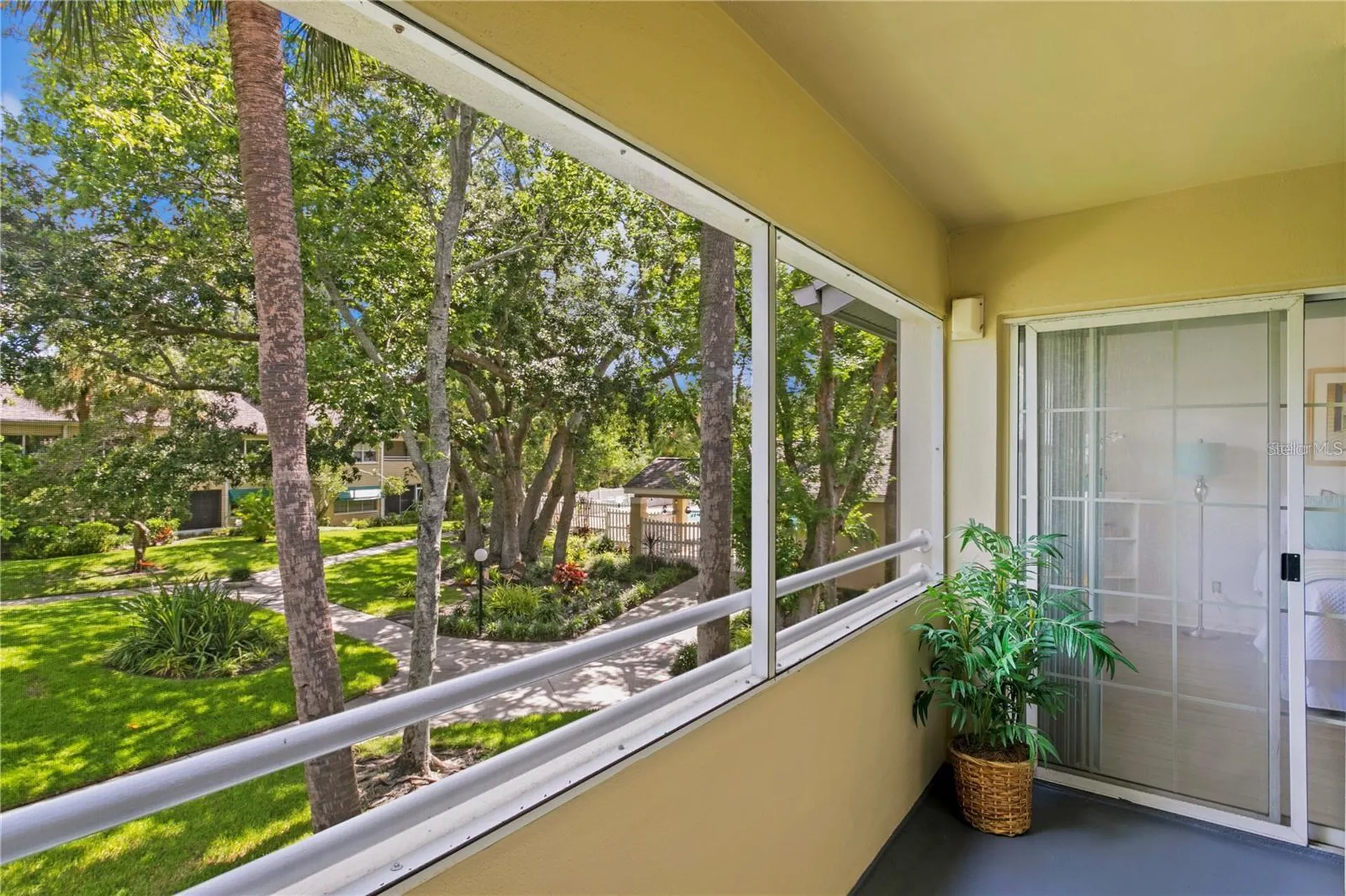 10823 Indian Hills Court Seminole FL 33777