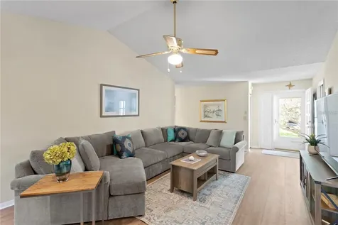 10823 Indian Hills Court Seminole FL 33777