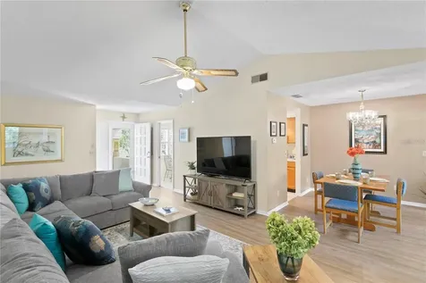 10823 Indian Hills Court Seminole FL 33777