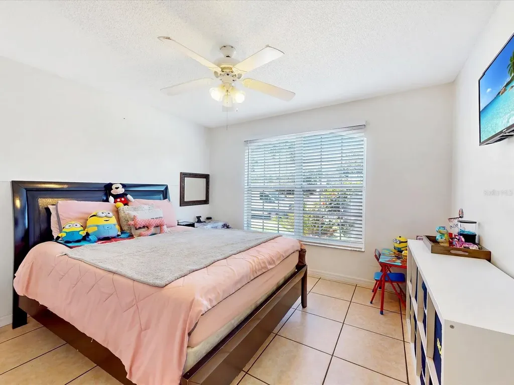 529 Eagle Pointe N Kissimmee FL 34746