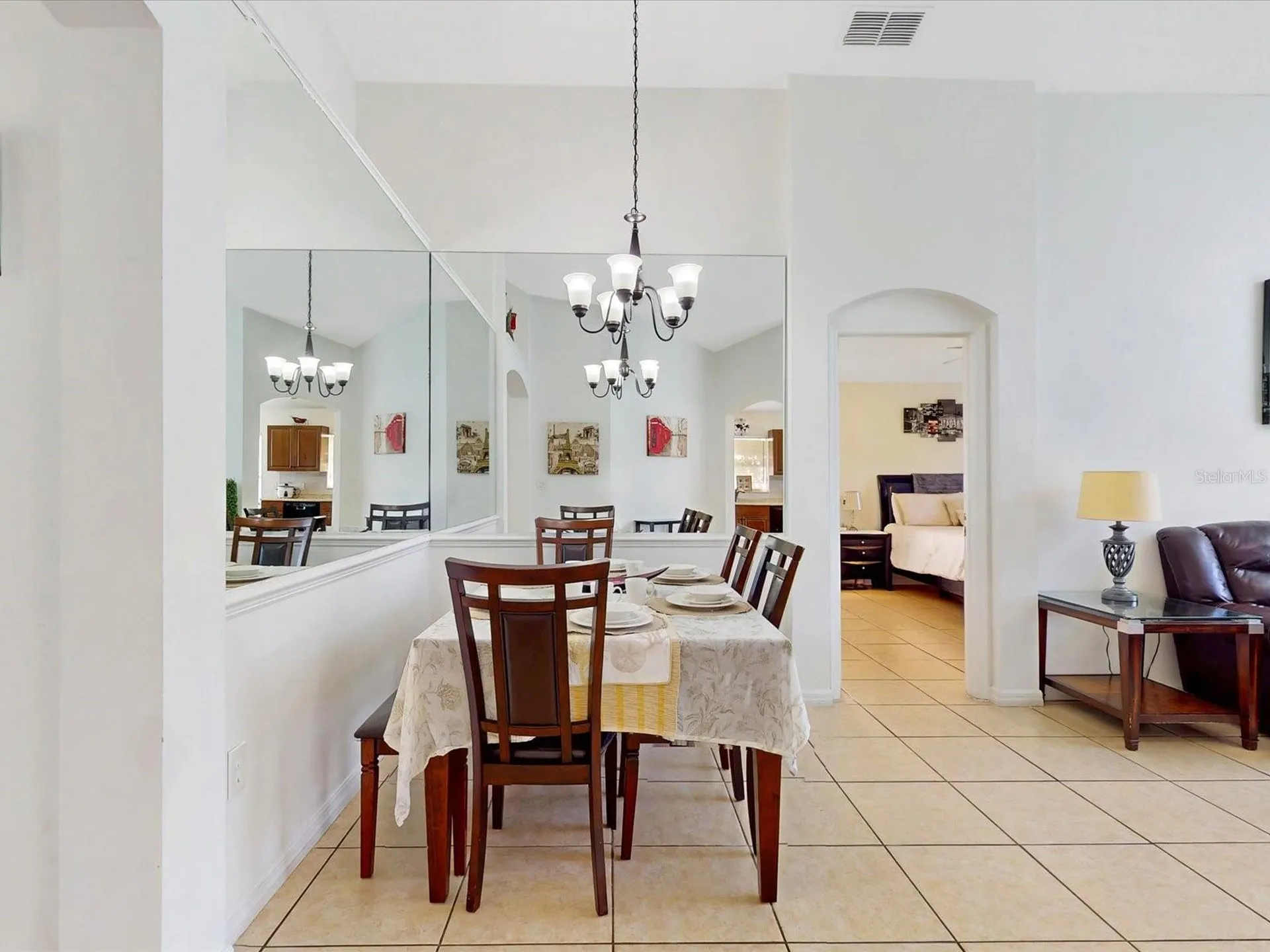 529 Eagle Pointe N Kissimmee FL 34746