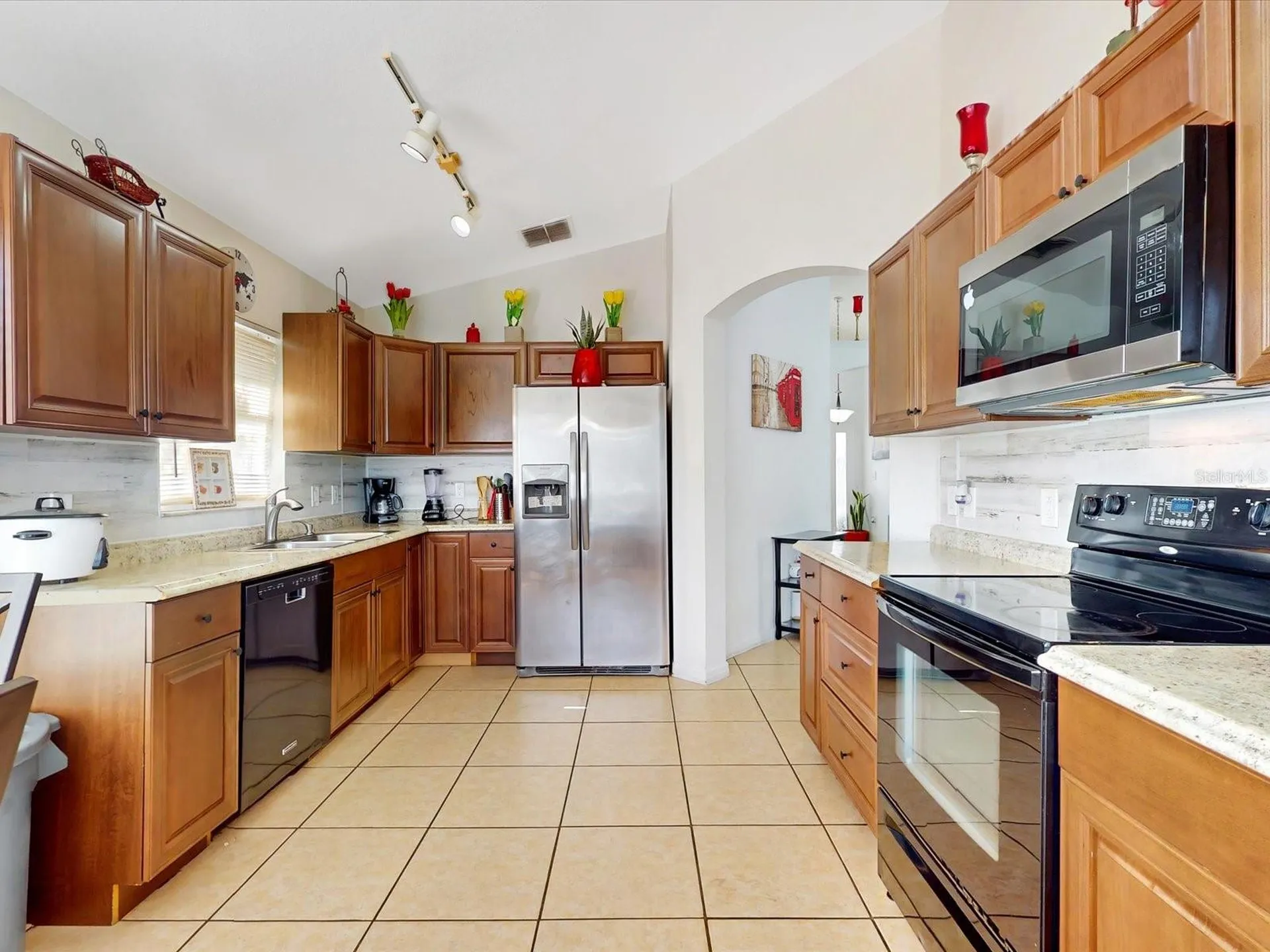 529 Eagle Pointe N Kissimmee FL 34746