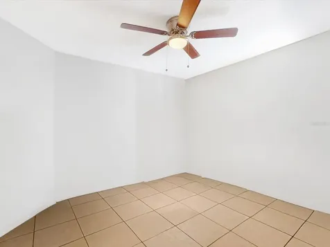 529 Eagle Pointe N Kissimmee FL 34746