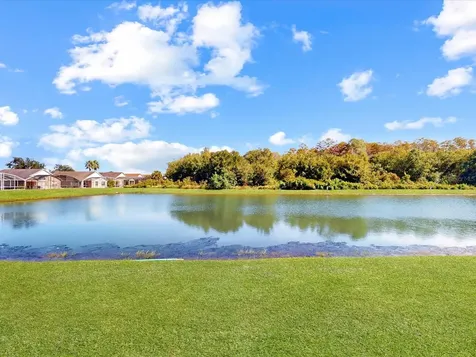 529 Eagle Pointe N Kissimmee FL 34746