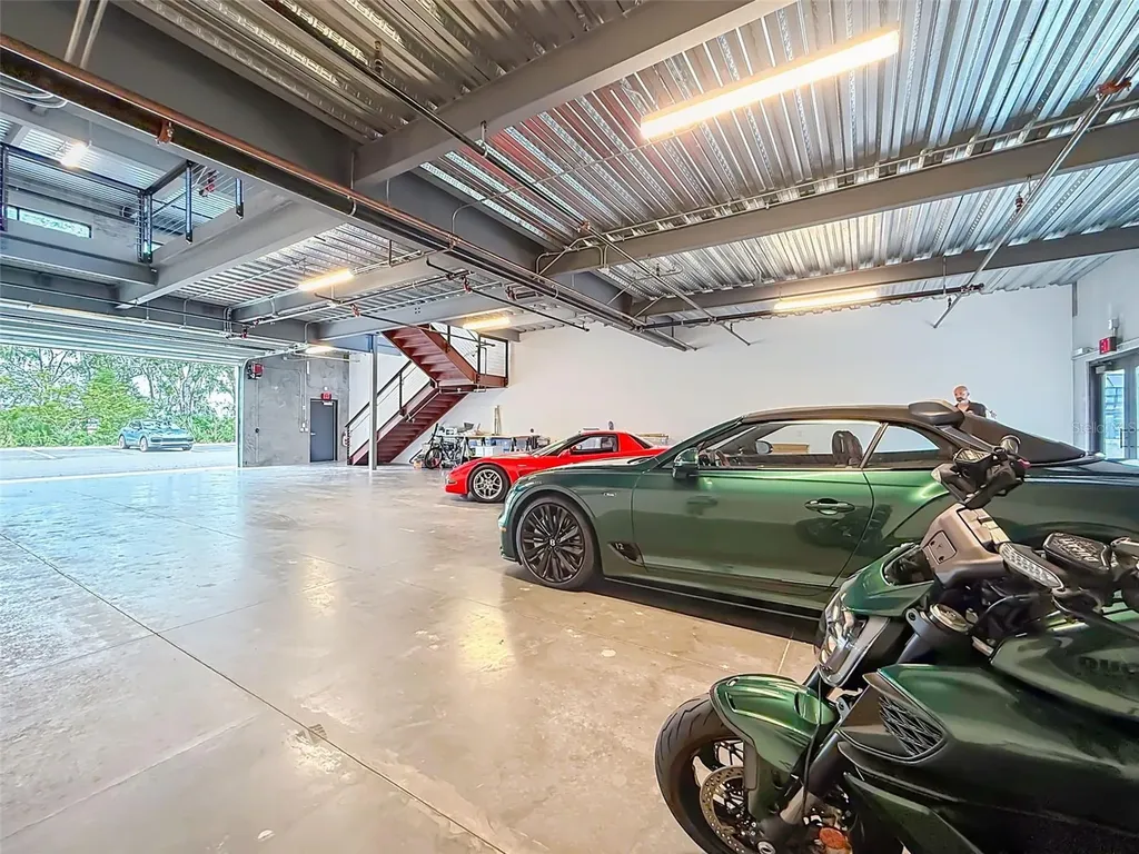 6500 Motor Enclave Way Tampa FL 33610