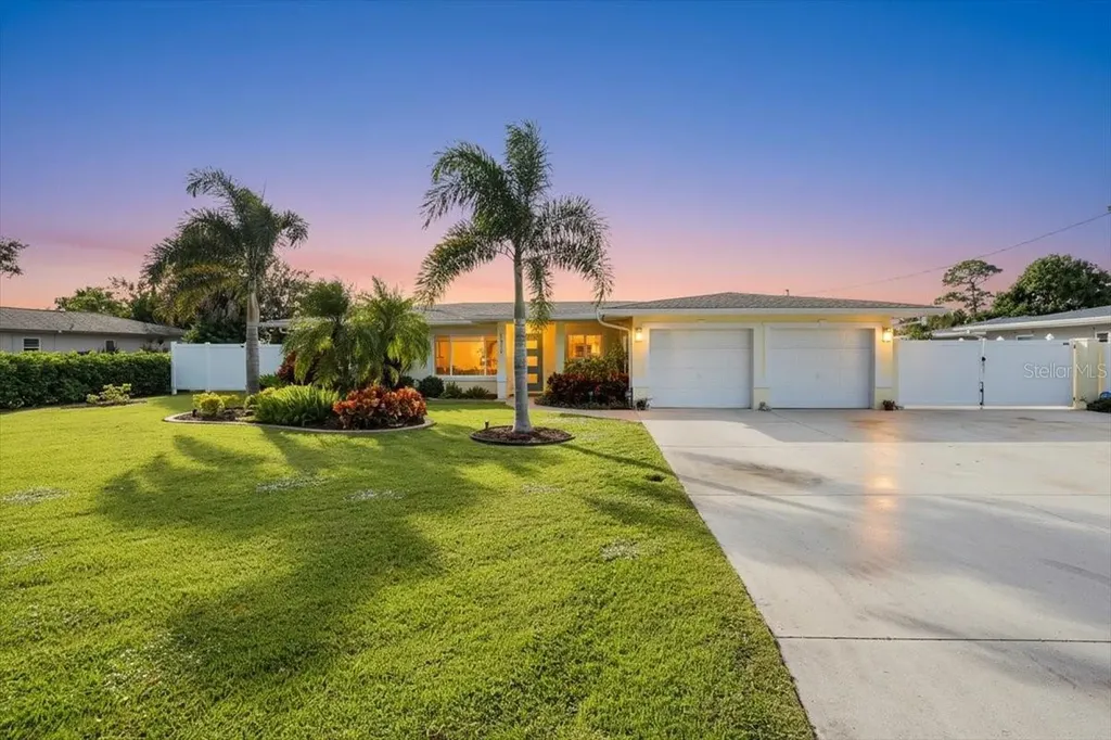 1513 Pamela Street Nokomis FL 34275
