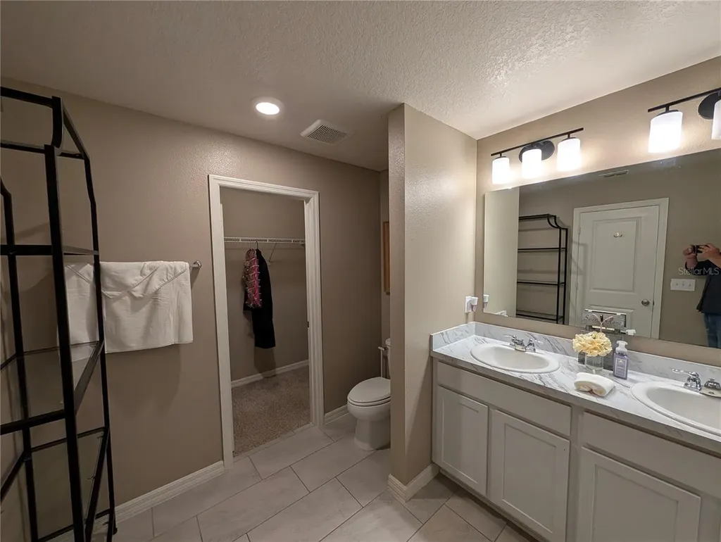 1825 Wilson Prairie Circle Groveland FL 34736