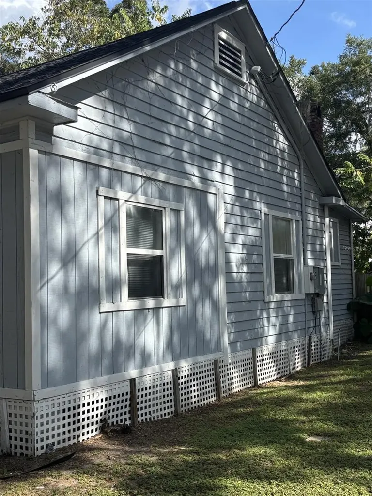 1103 NE 9th Avenue Ocala FL 34470