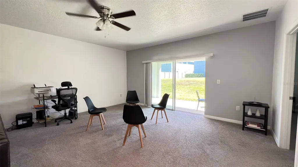 136 Hamlet Loop Davenport FL 33837