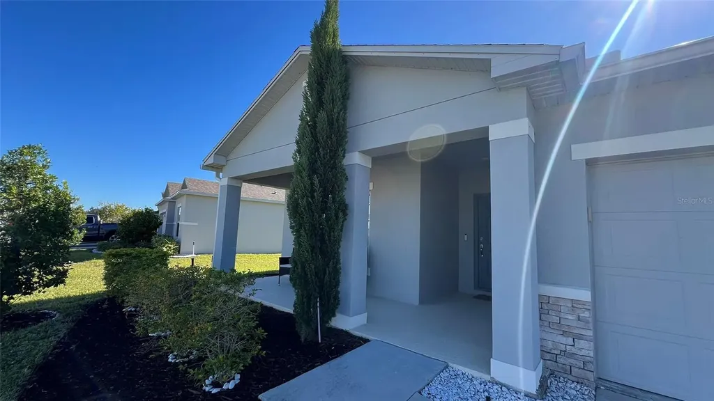 136 Hamlet Loop Davenport FL 33837
