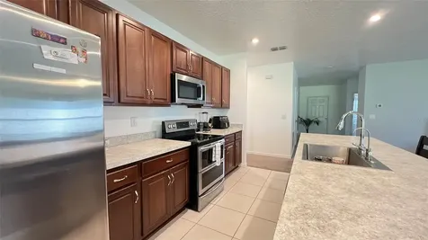 136 Hamlet Loop Davenport FL 33837